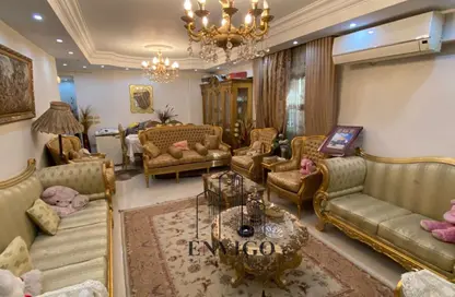 Apartment - 3 Bedrooms - 2 Bathrooms for sale in Dr Ismail Wahbi St. - 10th Zone - Nasr City - Cairo