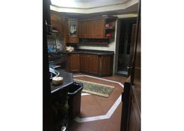 Apartment - 7 bedrooms - 3 bathrooms for للبيع in Dr Naguib Mahfouz St. - 8th Zone - Nasr City - Cairo