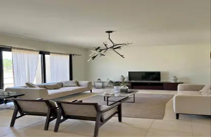 Apartment - 2 Bedrooms - 2 Bathrooms for sale in Swan Lake Residence - 5th Settlement Compounds - The 5th Settlement - New Cairo City - Cairo