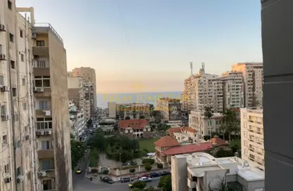 Apartment - 3 Bedrooms - 2 Bathrooms for sale in Abo Qir St. - Glim - Hay Sharq - Alexandria