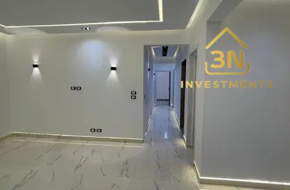 Apartment - 2 Bedrooms - 3 Bathrooms for rent in Garden Residence - New Cairo City - Cairo