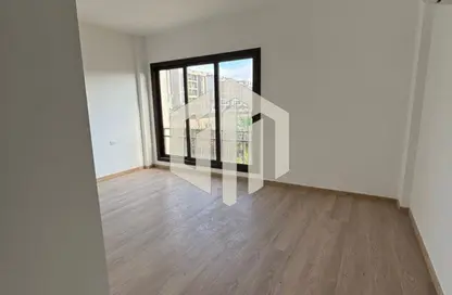 شقة - 3 غرف نوم - 3 حمامات للايجار في مون ريزيدنس - فيفث سكوير - التجمع الخامس - مدينة القاهرة الجديدة - القاهرة