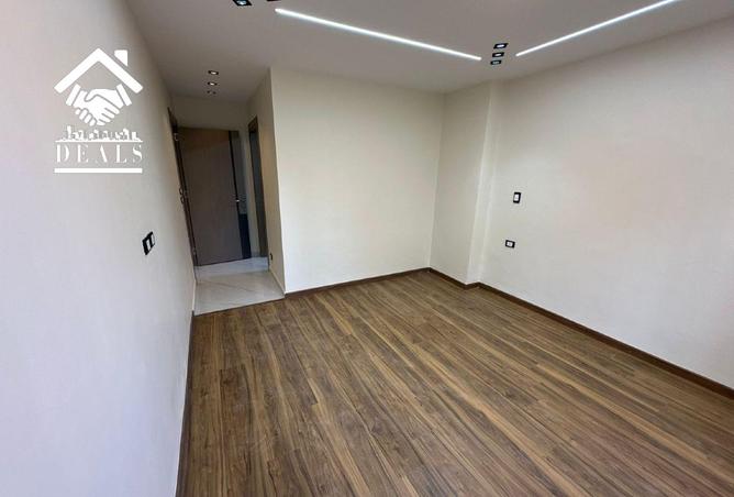 8001876 - Property Image 3