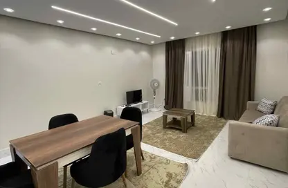 شقة - 2 غرف نوم - 1 حمام للايجار في الحي الثالث عشر - الشيخ زايد - الجيزة