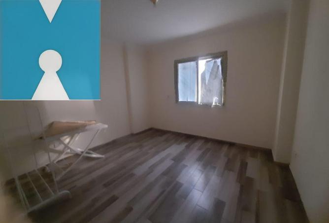 8215603 - Property Image 2