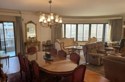Apartment - 3 Bedrooms - 2 Bathrooms for sale in Dr Michel Bakhoum St. - Dokki - Giza