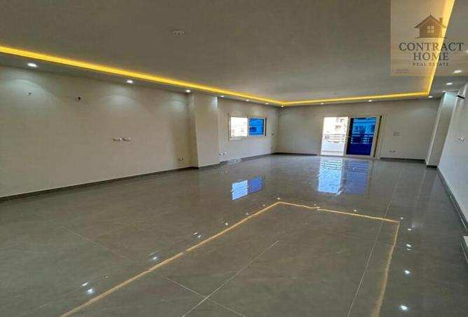 8297518 - Property Main Image