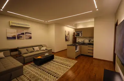 Apartment - Studio - 1 Bathroom for rent in Street 18 - District 3 - The 5th Settlement - New Cairo City - Cairo