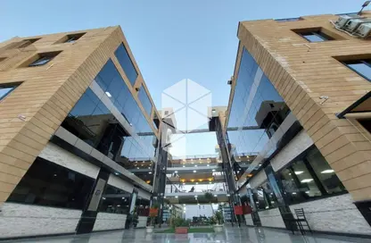 Office Space - Studio - 3 Bathrooms for rent in Akhnaton St. - District 5 - The 5th Settlement - New Cairo City - Cairo