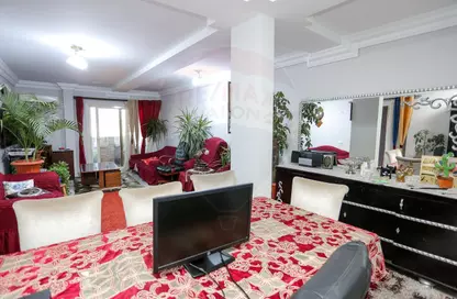 Apartment - 3 Bedrooms - 1 Bathroom for sale in Ahmed Allam St. - Sporting - Hay Sharq - Alexandria