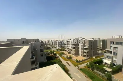 شقة - 2 غرف نوم - 2 حمامات للبيع في كمبوند فيلدج جاردن القطامية - كمبوندات التجمع الخامس - التجمع الخامس - مدينة القاهرة الجديدة - القاهرة