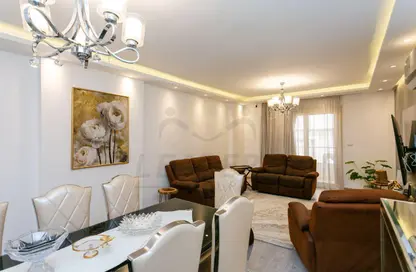 Apartment - 3 Bedrooms - 1 Bathroom for sale in Kafr Abdo St. - Kafr Abdo - Roushdy - Hay Sharq - Alexandria