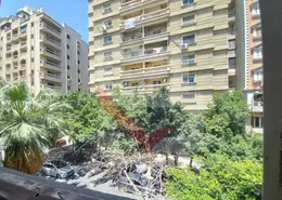 Apartment - 3 Bedrooms - 1 Bathroom for sale in Victor Emanuel Al Thaleth St. - Smouha - Hay Sharq - Alexandria