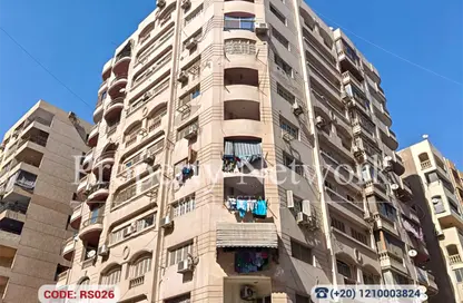 شقة - 3 غرف نوم - 2 حمامات للبيع في شارع الطوب الرملي - الحي العاشر - مدينة نصر - القاهرة