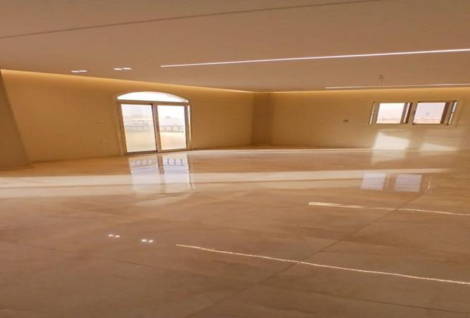 8357022 - Property Image 2