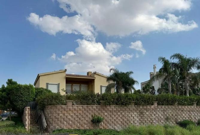 8017831 - Property Image 2