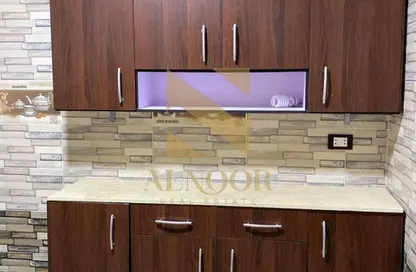 Apartment - 3 Bedrooms - 1 Bathroom for rent in Al Yasmin St. - 2nd District - 6 October City - Giza