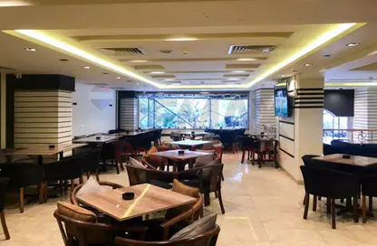 محل تجاري - استوديو - 1 حمام للبيع في شارع المعسكر الرومانى - رشدي - حي شرق - الاسكندرية