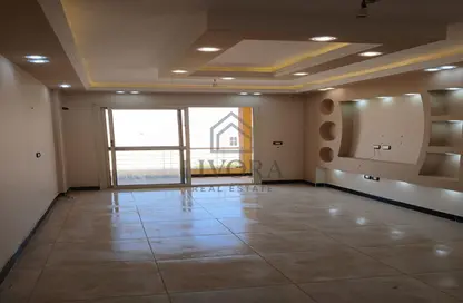 Apartment - 2 Bedrooms - 1 Bathroom for rent in Degla Palms - Al Wahat Road - 6 October City - Giza