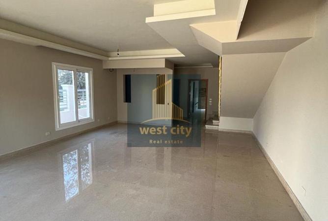 8098026 - Property Image 2