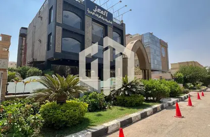 بناية كاملة - استوديو - 1 حمام للايجار في شارع مجمع البنوك - شارع التسعين الجنوبي - التجمع الخامس - مدينة القاهرة الجديدة - القاهرة