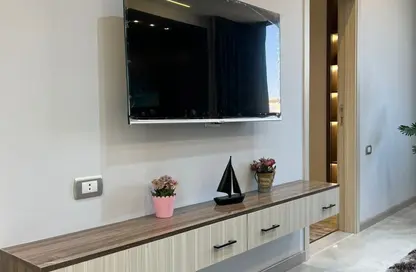 Apartment - 3 Bedrooms - 3 Bathrooms for rent in The Fourteen Golf Residences - Uptown Cairo - Mokattam - Cairo