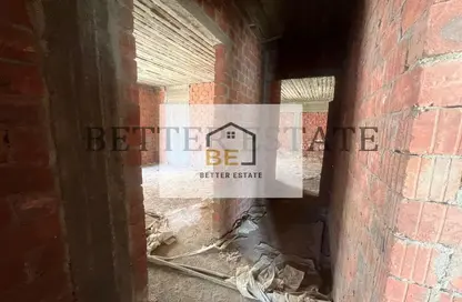 Apartment - 3 Bedrooms - 2 Bathrooms for sale in Moon Valley - South Investors Area - New Cairo City - Cairo