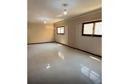 Apartment - 3 Bedrooms - 2 Bathrooms for sale in Salah Salem St. - Roxy - Heliopolis - Masr El Gedida - Cairo