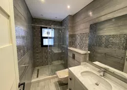 شقة - 3 غرف نوم - 3 حمامات للايجار في ذا كورت ياردز - كمبوندات الشيخ زايد - الشيخ زايد - الجيزة