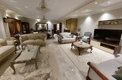 شقة - 3 غرف نوم - 3 حمامات للبيع في شارع ابو بكر الصديق - الرحاب المرحلة الثانية - الرحاب - مدينة القاهرة الجديدة - القاهرة