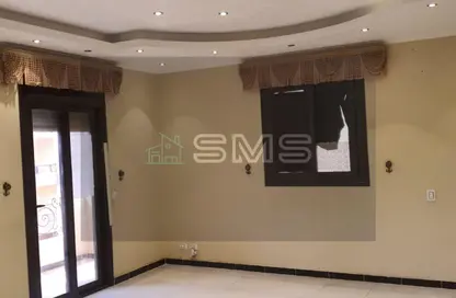 Apartment - 3 Bedrooms - 2 Bathrooms for rent in Fatma Al Sharbatly Mosque - District 3 - The 5th Settlement - New Cairo City - Cairo