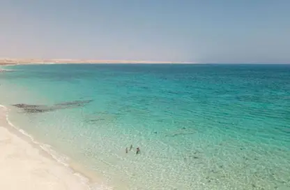 (بنتهاوس  (روف - 4 غرف نوم - 4 حمامات للبيع في رملة ليك سايد - قسم الضبعة - الساحل الشمالي