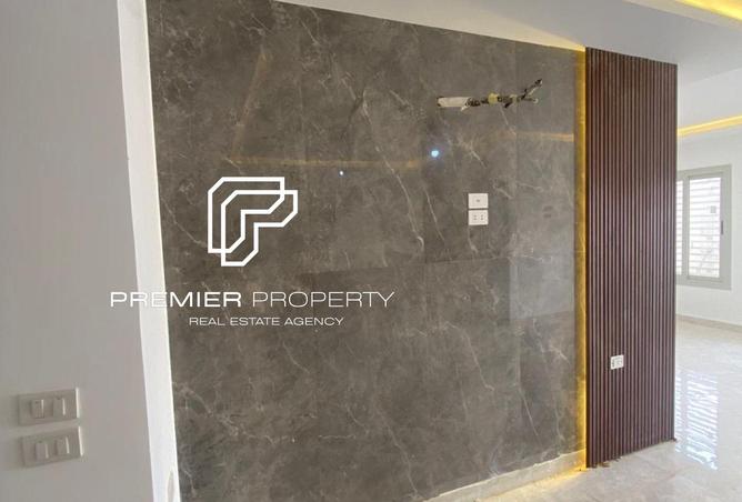 8269658 - Property Image 2