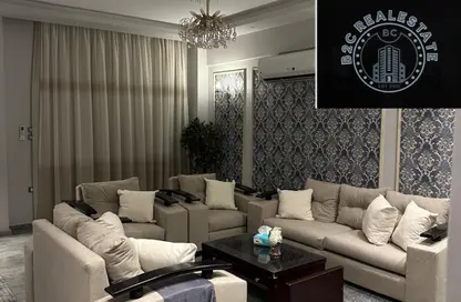 Apartment - 3 Bedrooms - 2 Bathrooms for rent in 8th District - Sheikh Zayed City - Giza