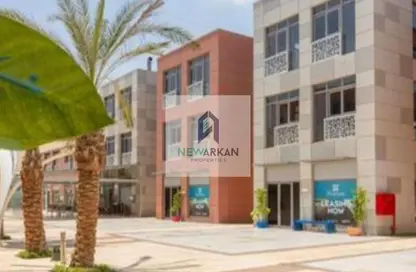 عيادة - استوديو - 1 حمام للايجار في ذا كورت يارد - الحي الثاني عشر - الشيخ زايد - الجيزة