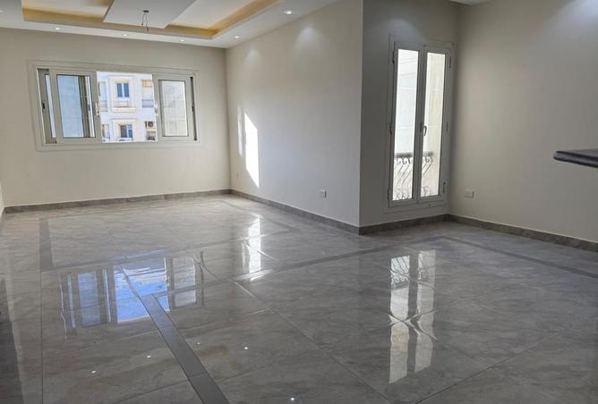 8451396 - Property Image 2