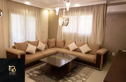 Apartment - 3 Bedrooms - 2 Bathrooms for sale in Ard El Golf - Heliopolis - Masr El Gedida - Cairo