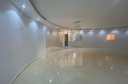 Apartment - 3 Bedrooms - 2 Bathrooms for rent in South Lotus - El Lotus - New Cairo City - Cairo