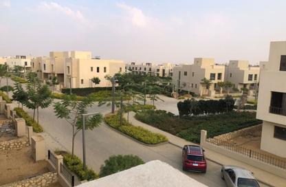 Villa - 3 Bedrooms - 3 Bathrooms for sale in O West - 6 October Compounds - 6 October City - Giza