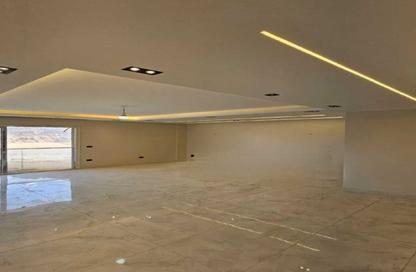 Apartment - 3 Bedrooms - 3 Bathrooms for sale in Mountain View iCity - 5th Settlement Compounds - The 5th Settlement - New Cairo City - Cairo