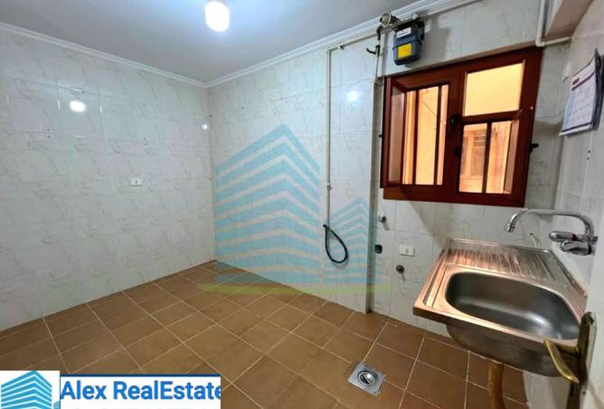 8147786 - Property Image 2