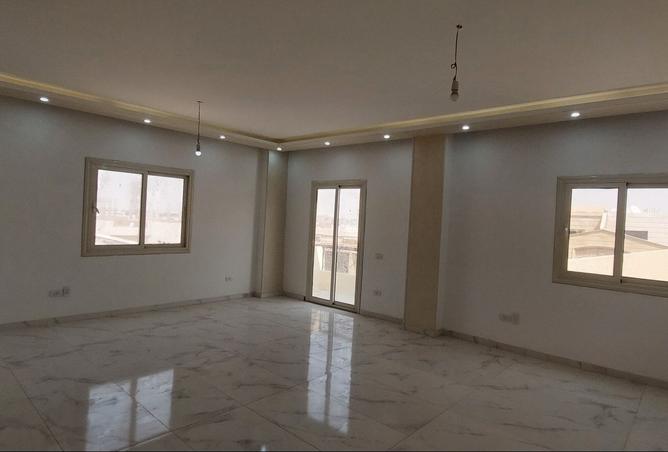 7892017 - صورة العقار 3