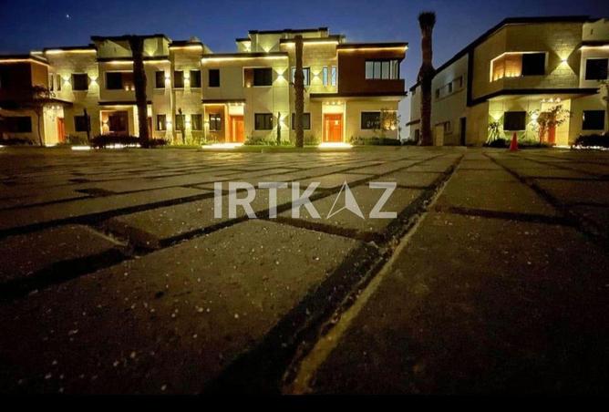 8220866 - Property Image 3