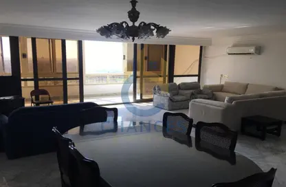 Apartment - 3 Bedrooms - 2 Bathrooms for sale in Cornish El Nile St. - Maadi - Hay El Maadi - Cairo
