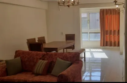 شقة - 3 غرف نوم - 2 حمامات للبيع في الشطر الخامس - زهراء المعادي - حي المعادي - القاهرة