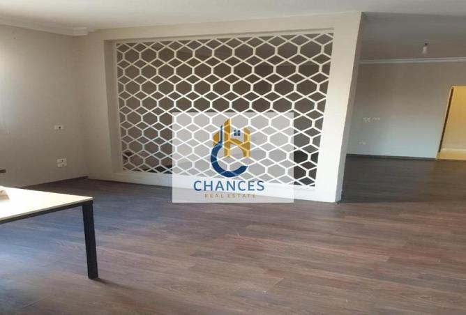 8269686 - Property Image 3