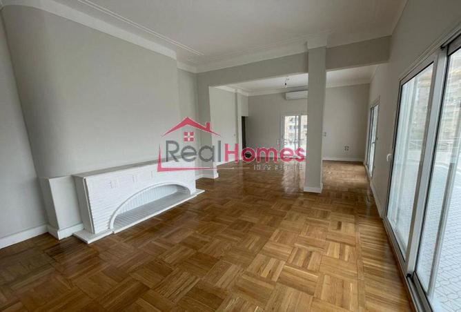 8060943 - Property Image 2