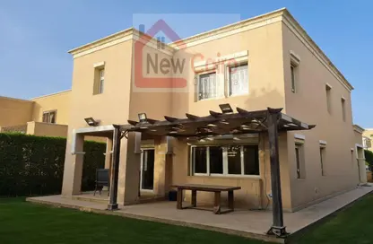 Villa - 3 Bedrooms - 5 Bathrooms for sale in Mivida - 5th Settlement Compounds - The 5th Settlement - New Cairo City - Cairo