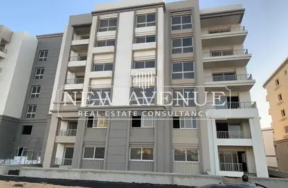 Apartment - 2 Bedrooms - 2 Bathrooms for sale in Garden Residence - Hyde Park - New Cairo City - Cairo