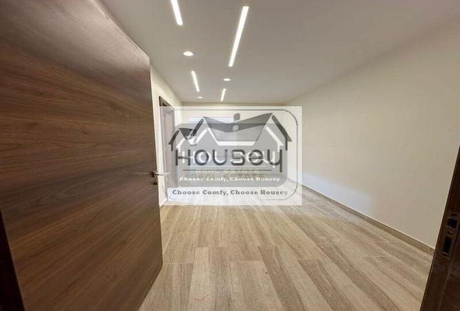 8093049 - Property Image 2